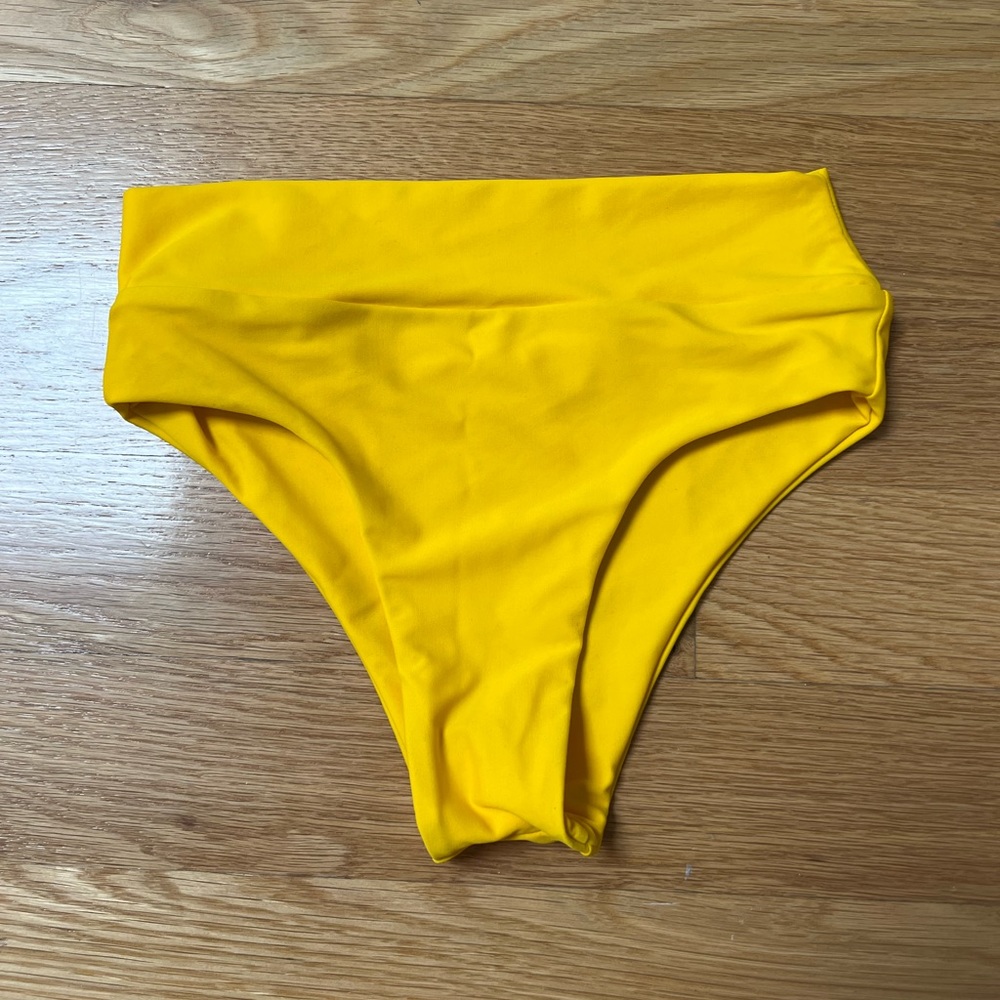 Stone fox swim bikini bottoms